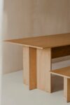 nooma_FUR2501_HettTable_Oak-1